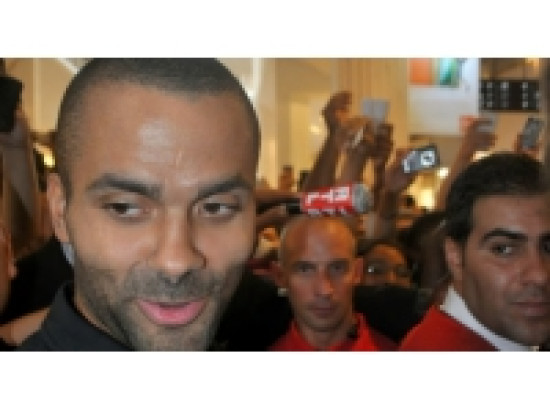 Parker à une victoire du titre NBA Parker à une victoire du titre NBA