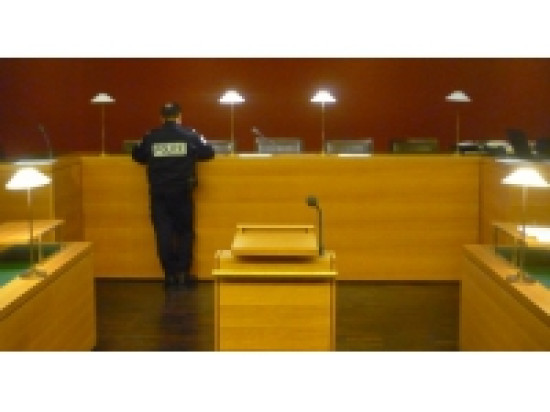 Justice : un homme relaxé pour ivresse au volant mais condamné pour délit de fuite Justice : un homme relaxé pour ivresse au volant mais condamné pour délit de fuite