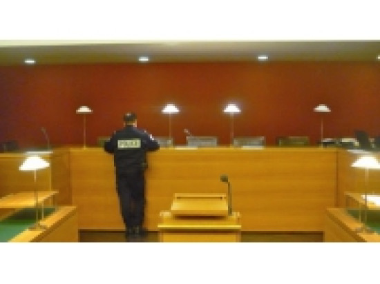 Deux ans ferme pour une agression à coups de bouteille