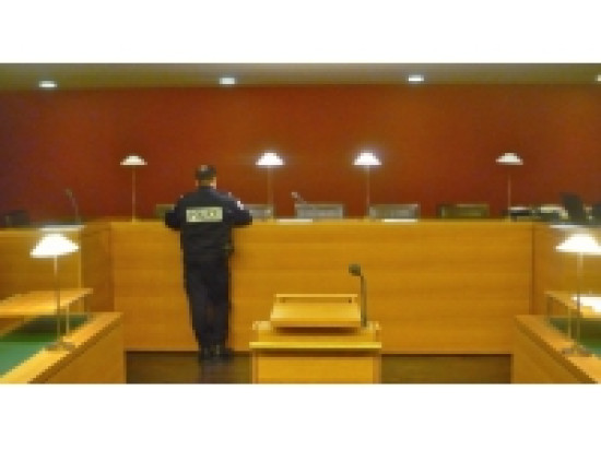 Nord-Isère : 150 000 euros de parfum volés dans les entrepôts des Galeries Lafayette Nord-Isère : 150 000 euros de parfum volés dans les entrepôts des Galeries Lafayette