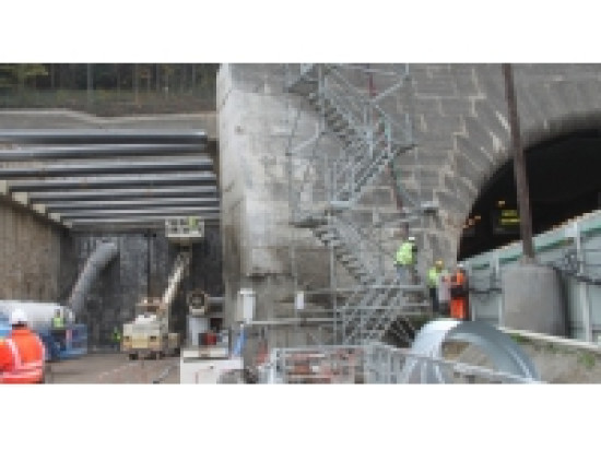 Le tunnel de la Croix-Rousse a d&eacute;sormais sa "cl&eacute; de vo&ucirc;te"