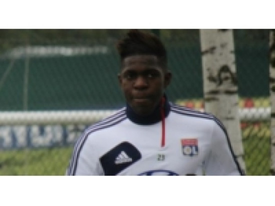 Les lyonnais Umtiti et Benzia en Equipe de France Espoirs Les lyonnais Umtiti et Benzia en Equipe de France Espoirs