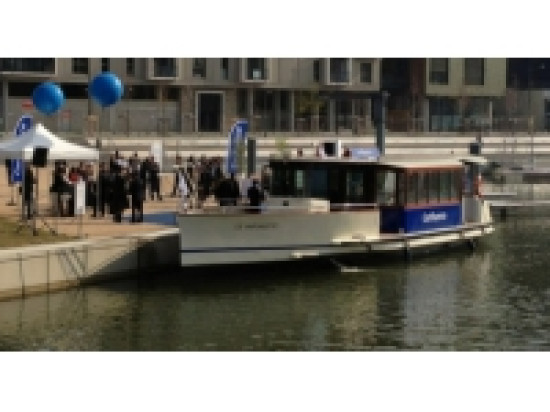 Sa&ocirc;ne en crue : le Vaporetto reste &agrave; quai