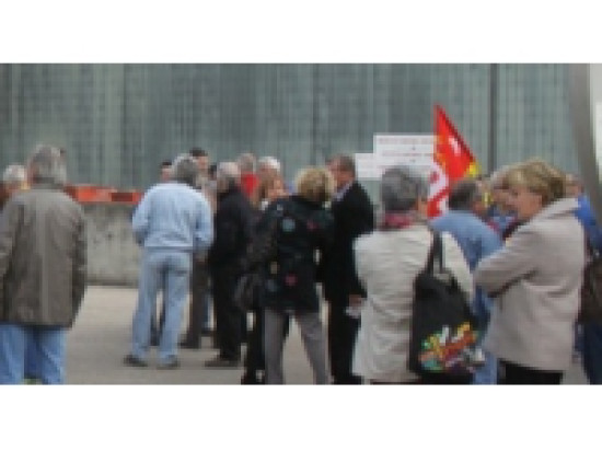 Bron : les salariés de Savelys manifestent Bron : les salariés de Savelys manifestent