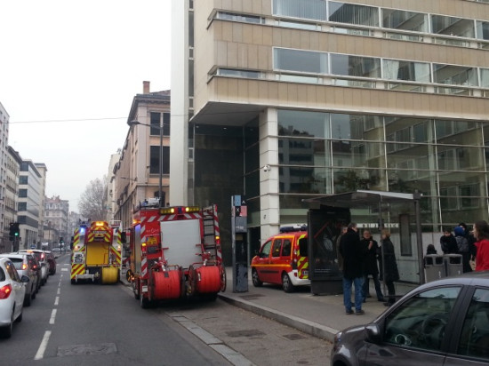 Lyon : exercice de sécurité au tribunal de grande instance Lyon : exercice de sécurité au tribunal de grande instance