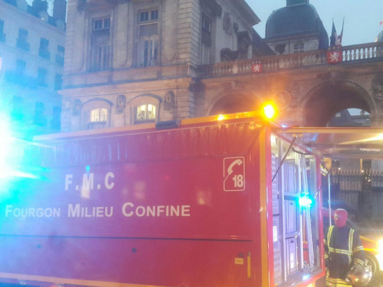 Un incident entraîne l'évacuation de deux stations du métro A