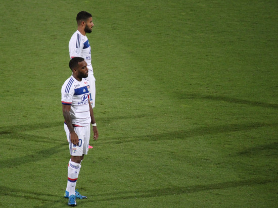 OL : Lacazette et Fekir forfaits pour rejoindre les Bleus ?