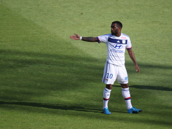 OL : nouvelle friction dans le vestiaire entre Mapou et Lacazette