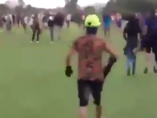 Lyon : le match Algérie-Congo de la CAN des quartiers tourne à la rixe armée Lyon : le match Algérie-Congo de la CAN des quartiers tourne à la rixe armée