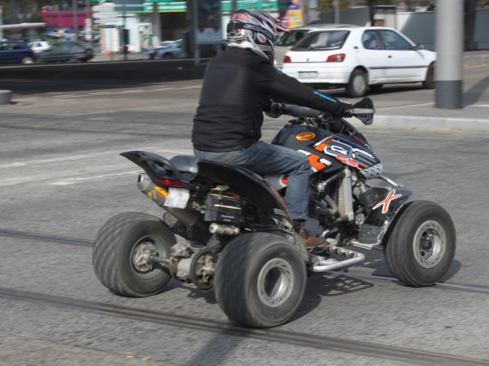 Villeurbanne : il perd le contrôle de son quad et finit à l’hôpital