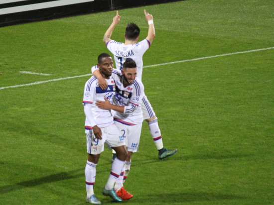 L'OL provisoirement sur le podium après sa victoire à Troyes (0-1) - VIDEO L'OL provisoirement sur le podium après sa victoire à Troyes (0-1) - VIDEO
