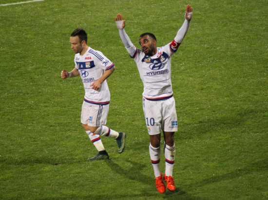 L’OL veut faire d’Alexandre Lacazette le joueur le mieux payé de Ligue 1 (hors-PSG) L’OL veut faire d’Alexandre Lacazette le joueur le mieux payé de Ligue 1 (hors-PSG)