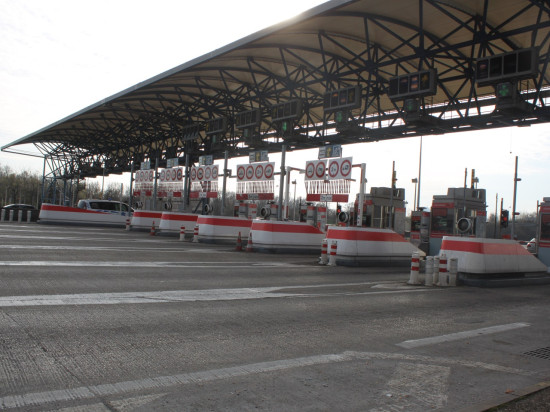 Le préfet Auvergne-Rhône-Alpes anticipe l'acte V des gilets jaunes et ferme l'A6 entre Anse et Mâcon