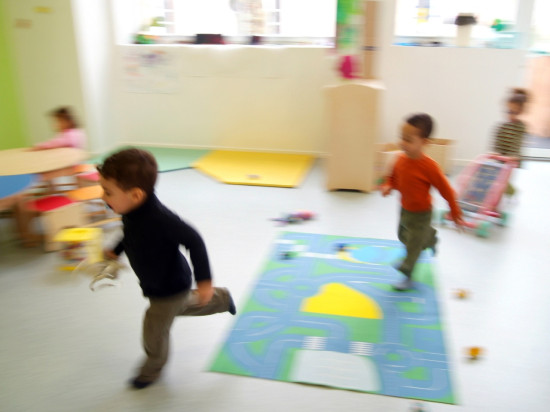 "Pas de bébé à la consigne" : le personnel des crèches appelé à manifester à Lyon "Pas de bébé à la consigne" : le personnel des crèches appelé à manifester à Lyon