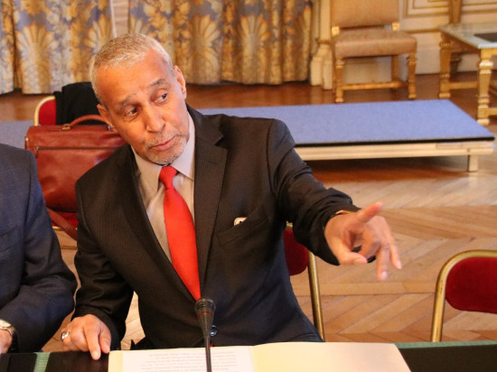 Laïd Bendidi fait chevalier dans l'ordre national du Mérite par le préfet du Rhône