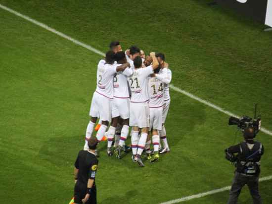 Un OL sublimé fait enfin tomber l'ogre PSG (2-1) - VIDEO Un OL sublimé fait enfin tomber l'ogre PSG (2-1) - VIDEO