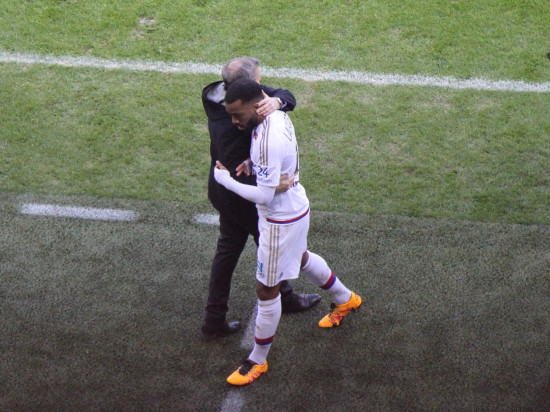 OL : "Lacazette est détruit psychologiquement" par les banderoles du Parc OL