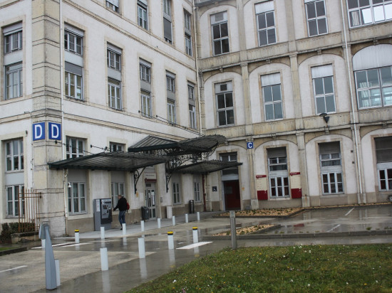 Un nouveau malade du coronavirus d&eacute;tect&eacute; et hospitalis&eacute; &agrave; Lyon