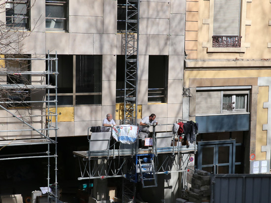 Rhône : 85% des chantiers stoppés, les entreprises du BTP demandent de l’aide