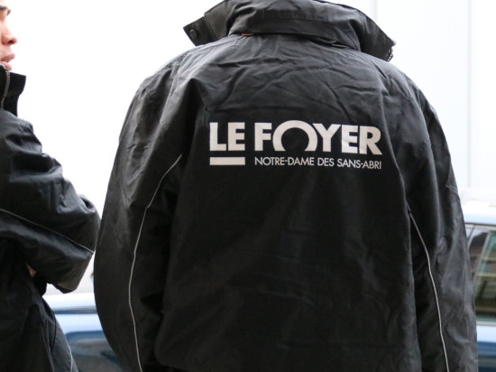 Plus de 80 nouvelles bornes de recyclage des textiles installées à Lyon