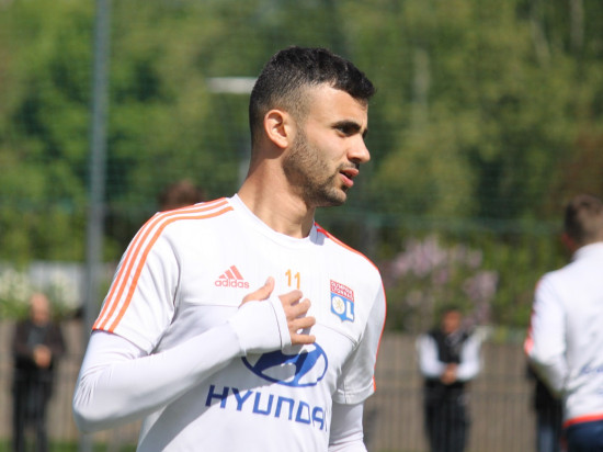 Avec 280 000 euros, l’OL veut faire de Ghezzal l’un des gros salaires du club Avec 280 000 euros, l’OL veut faire de Ghezzal l’un des gros salaires du club