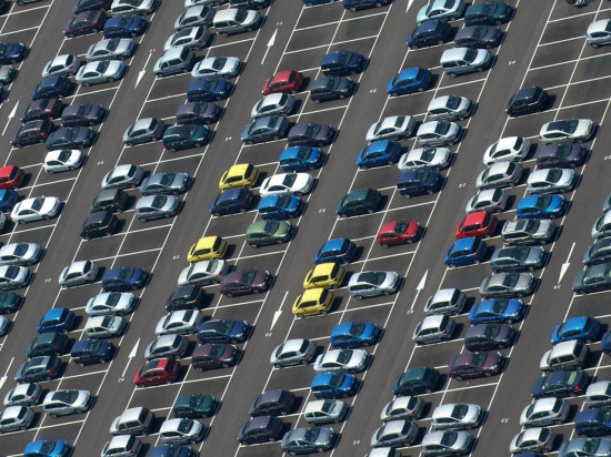 Parking privé de l’aéroport de Lyon : le gérant d’Easy Park a disparu, les salariés et les clients désemparés Parking privé de l’aéroport de Lyon : le gérant d’Easy Park a disparu, les salariés et les clients désemparés