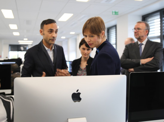 La présidente estonienne à Lyon pour vanter sa cybersécurité
