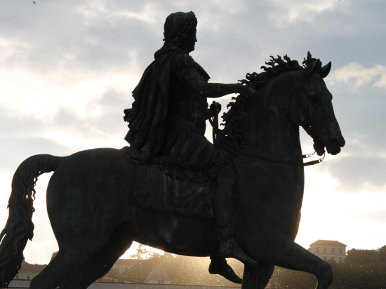 Lyon : la statue de Louis XIV place Bellecour à son tour rénovée ?