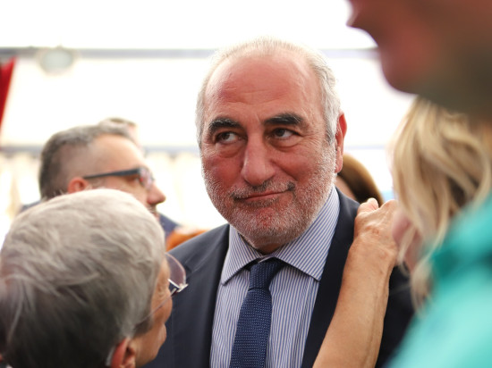 Georges Képénékian fidèle à Gérard Collomb... en échange d'une place au Sénat ? Georges Képénékian fidèle à Gérard Collomb... en échange d'une place au Sénat ?