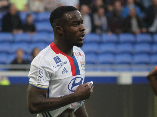 L'OL plonge dans la crise face à Guingamp (3-1) - VIDEO L'OL plonge dans la crise face à Guingamp (3-1) - VIDEO