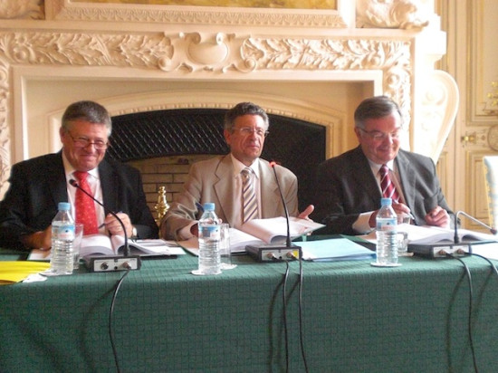 L'OPAC du Rhône, l'Etat et le Département ont signé la première Convention d'Utilité Sociale de France