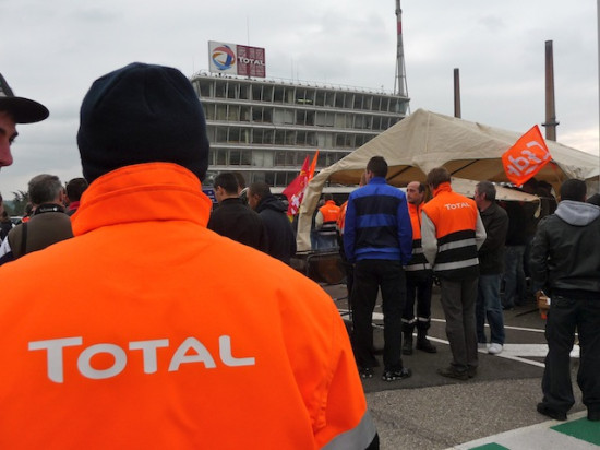 Fin de la grève à la raffinerie de Feyzin