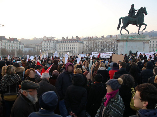 Une manifestation à Lyon contre le tout-anglais