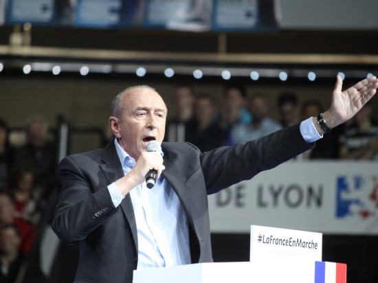 Le Raid et 200 policiers mobilisés par Gérard Collomb pour arrêter un adolescent perdu