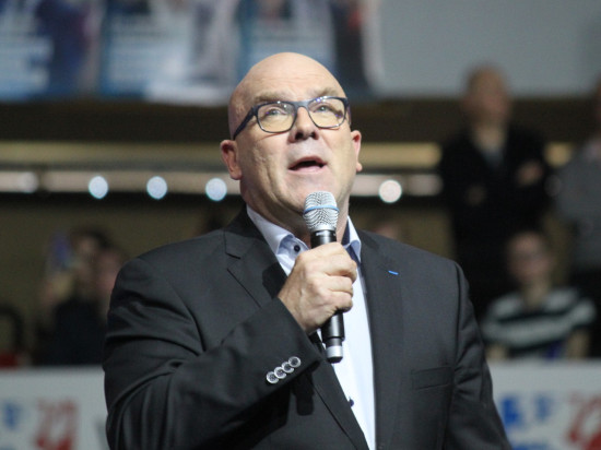 Bruno Bonnell et l'intégrisme catholique : "une envie d’affronter la réalité du monde dans sa diversité" Bruno Bonnell et l'intégrisme catholique : "une envie d’affronter la réalité du monde dans sa diversité"