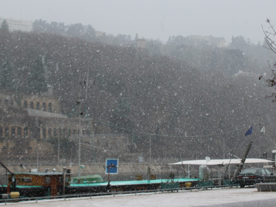 Le Rhône passe en vigilance jaune neige-verglas Le Rhône passe en vigilance jaune neige-verglas