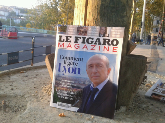 Collomb, les imp&ocirc;ts et les investissements