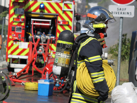 Thizy-les-Bourgs : il met le feu à la maison de sa mère