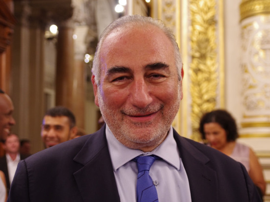 Qui est docteur Képénékian, mister Képé, le nouveau maire de Lyon ?