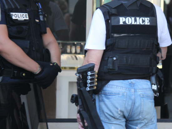 Un homme interpellé à Villeurbanne après une opération antiterroriste Un homme interpellé à Villeurbanne après une opération antiterroriste