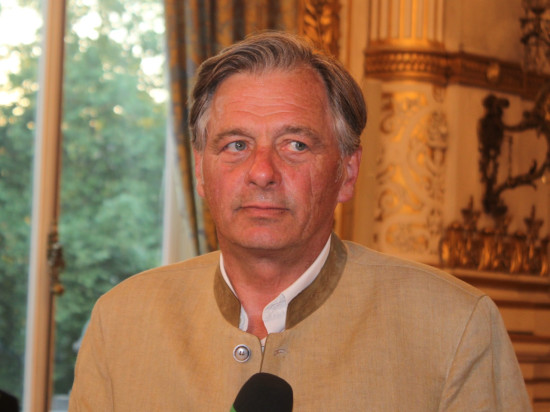 Cyrille Isaac-Sibille en mission pour la prévention santé des jeunes