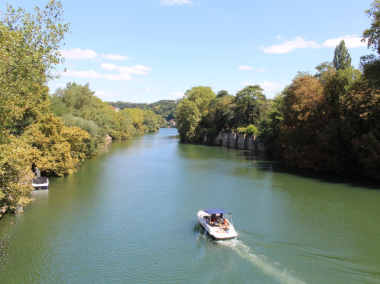 Une collision et un délit de fuite entre bateaux sur la Saône