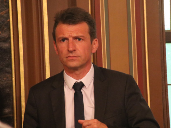 Ecran géant place Bellecour : Stéphane Guilland (LR) dénonce un "tête à queue" à la mairie de Lyon