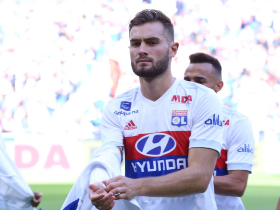 Courtisé par l'Inter Milan, Lucas Tousart devrait rester à l'OL