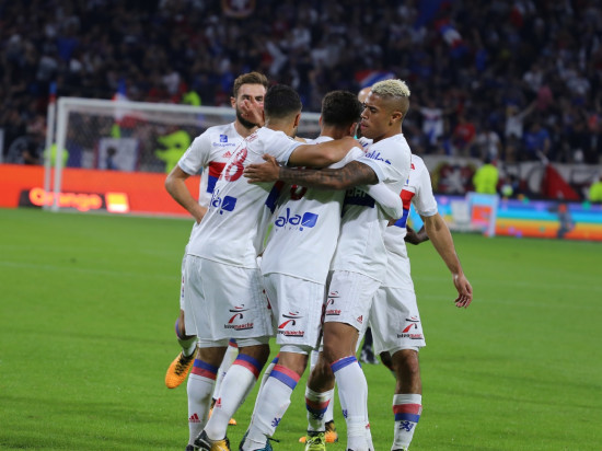L’OL reprend sa marche en avant à Caen (1-2) - VIDEO