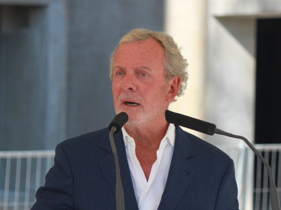 Jean-Claude Lavorel met la main sur Lyon City Boat