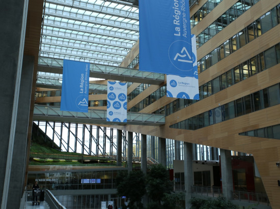 Auvergne-Rhône-Alpes : les demandes de "bourse au mérite" sont ouvertes pour les jeunes diplômés