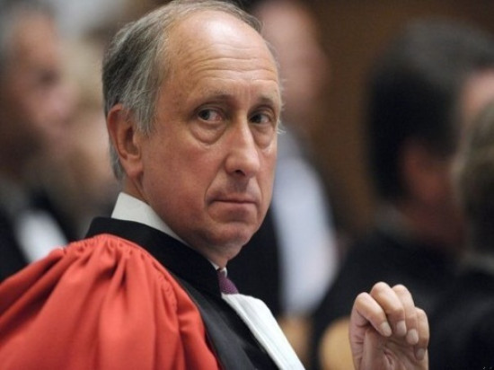 Justice : le lyonnais Philippe Courroye sera bien mut&eacute; contre son gr&eacute;