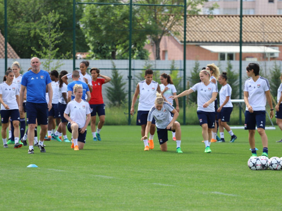 L'OL féminin reçoit le Paris FC avant de penser à la Ligue des Champions L'OL féminin reçoit le Paris FC avant de penser à la Ligue des Champions