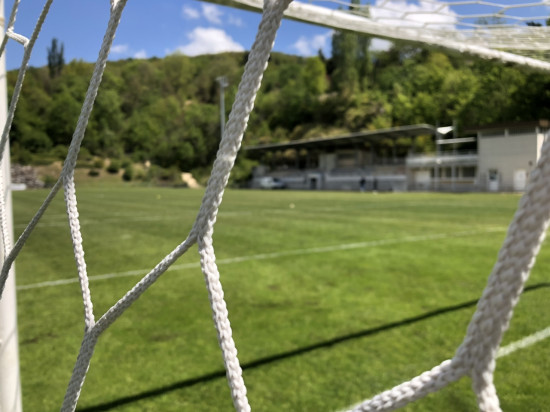 De nombreuses victimes de pédophilie près de Lyon ? L'homme à tout faire d'un club de foot arrêté De nombreuses victimes de pédophilie près de Lyon ? L'homme à tout faire d'un club de foot arrêté